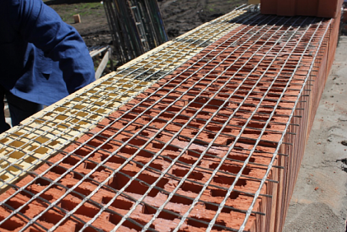 Базальтовая сетка МИАГРИД для армирования кладки из пустотелых каменных (кирпичных) блоков